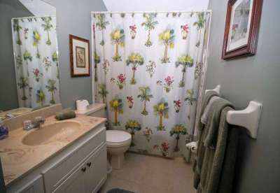 The Master Bathroon